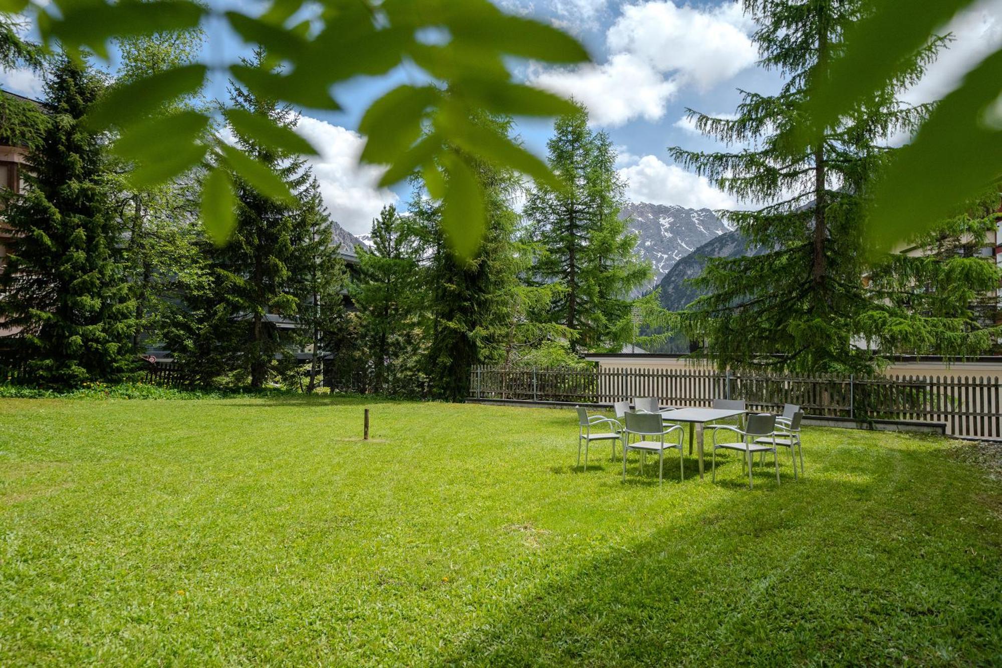 Haus Padrun 10 By Vacations Apartment Arosa